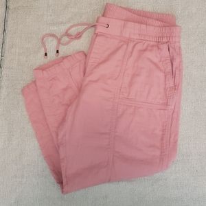 Old Navy Pink cropped pants